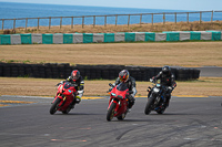 anglesey-no-limits-trackday;anglesey-photographs;anglesey-trackday-photographs;enduro-digital-images;event-digital-images;eventdigitalimages;no-limits-trackdays;peter-wileman-photography;racing-digital-images;trac-mon;trackday-digital-images;trackday-photos;ty-croes